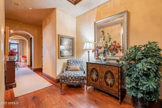Photo #6: 6935984 Listing 