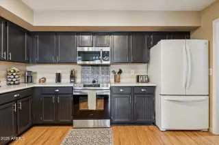 Photo #4: 6936160 Listing 