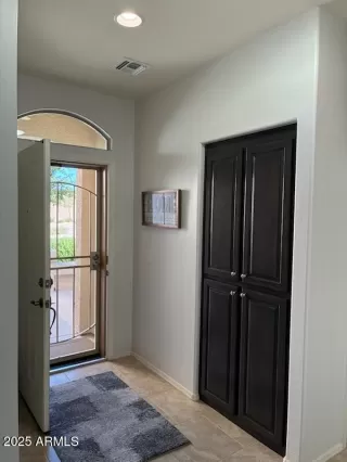 Photo #5: 6936234 Listing 