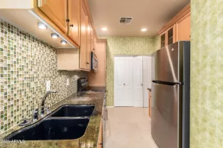 Photo #4: 6936261 Listing 