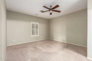 Photo #6: 6936261 Listing 