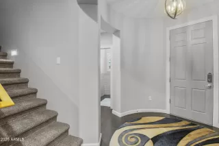 Photo #2: 6936638 Listing 