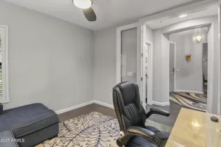 Photo #5: 6936638 Listing 