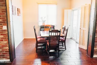 Photo #2: 6936676 Listing 