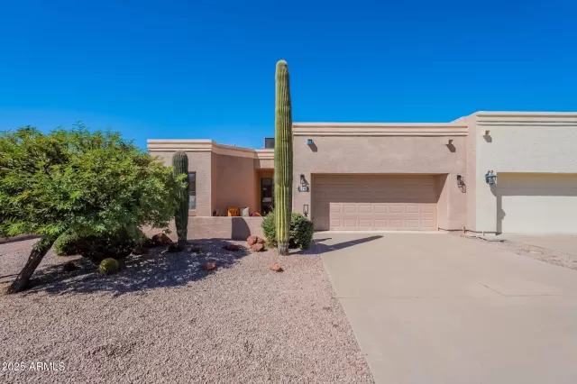 MLS: 6936849 Condo For Sale