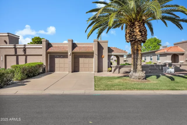 MLS: 6936871 Condo For Sale
