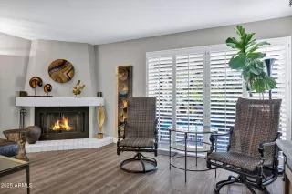 Photo #5: 6936871 Listing 