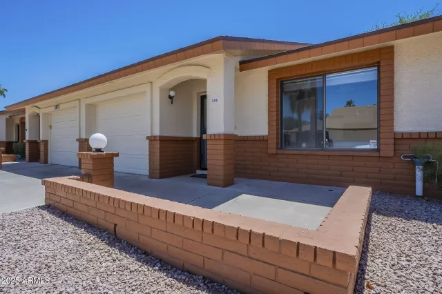 MLS: 6937104 Condo For Sale