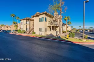 Photo #3: 6937116 Listing