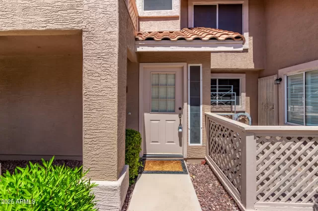 MLS: 6937158 Condo For Sale