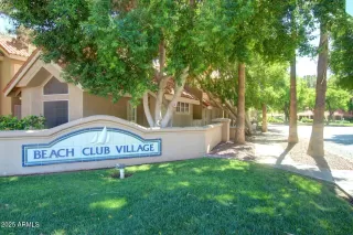 Photo #6: 6937158 Listing 