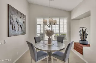 Photo #4: 6937360 Listing 