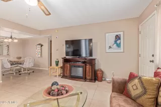 Photo #5: 6937454 Listing 