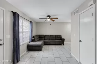 Photo #5: 6937513 Listing 