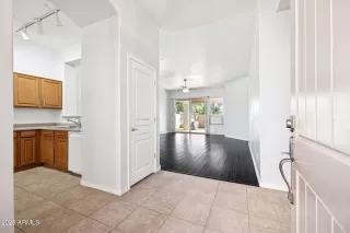 Photo #3: 6937611 Listing