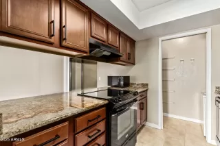 Photo #6: 6937622 Listing 