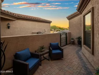 Photo #6: 6937853 Listing