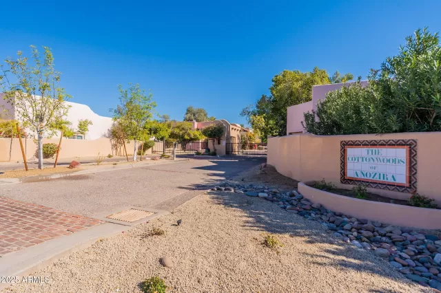 MLS: 6937867 Condo For Sale