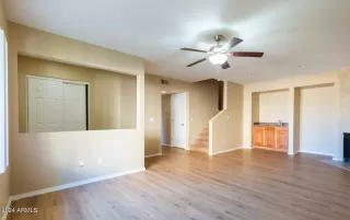 Photo #3: 6937962 Listing 
