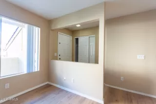 Photo #4: 6937962 Listing 