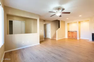 Photo #5: 6937962 Listing 