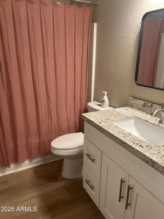 Photo #5: 6938003 Listing