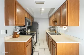 Photo #3: 6938082 Listing