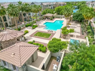 Photo #3: 6938376 Listing
