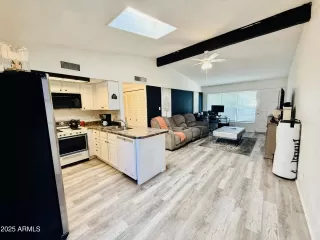 Photo #1: 6938567 Listing
