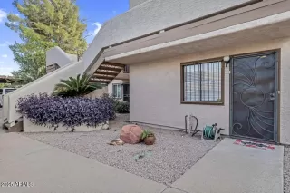 Photo #1: 6938674 Listing