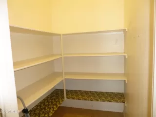 Photo #6: 6938747 Listing