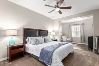 Photo #5: 6938791 Listing