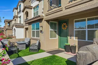 Photo #2: 6939087 Listing