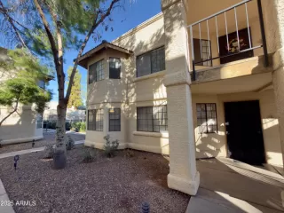 Photo #5: 6939328 Listing 