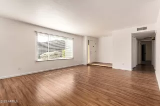 Photo #1: 6939344 Listing 