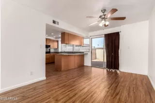 Photo #4: 6939344 Listing 