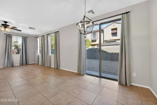 Photo #5: 6939453 Listing 