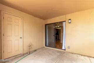 Photo #6: 6939604 Listing