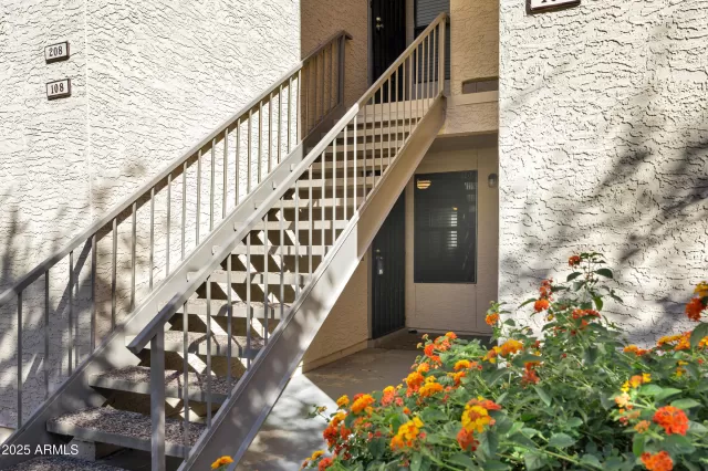 MLS: 6939627 Condo For Sale