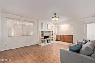 Photo #4: 6939791 Listing 