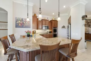 Photo #6: 6939925 Listing 