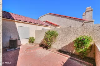 Photo #6: 6939980 Listing 