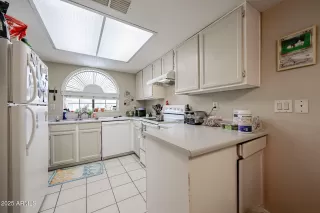 Photo #4: 6939992 Listing 