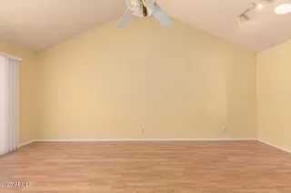 Photo #2: 6940017 Listing