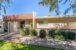 Photo #2: 6940418 Listing