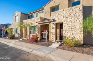 Photo #3: 6940531 Listing