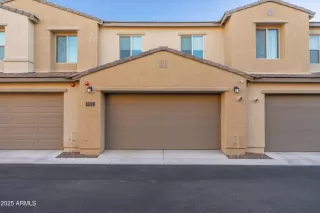 Photo #5: 6940531 Listing