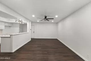 Photo #3: 6940790 Listing