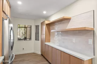 Photo #4: 6940919 Listing 