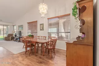 Photo #6: 6941132 Listing